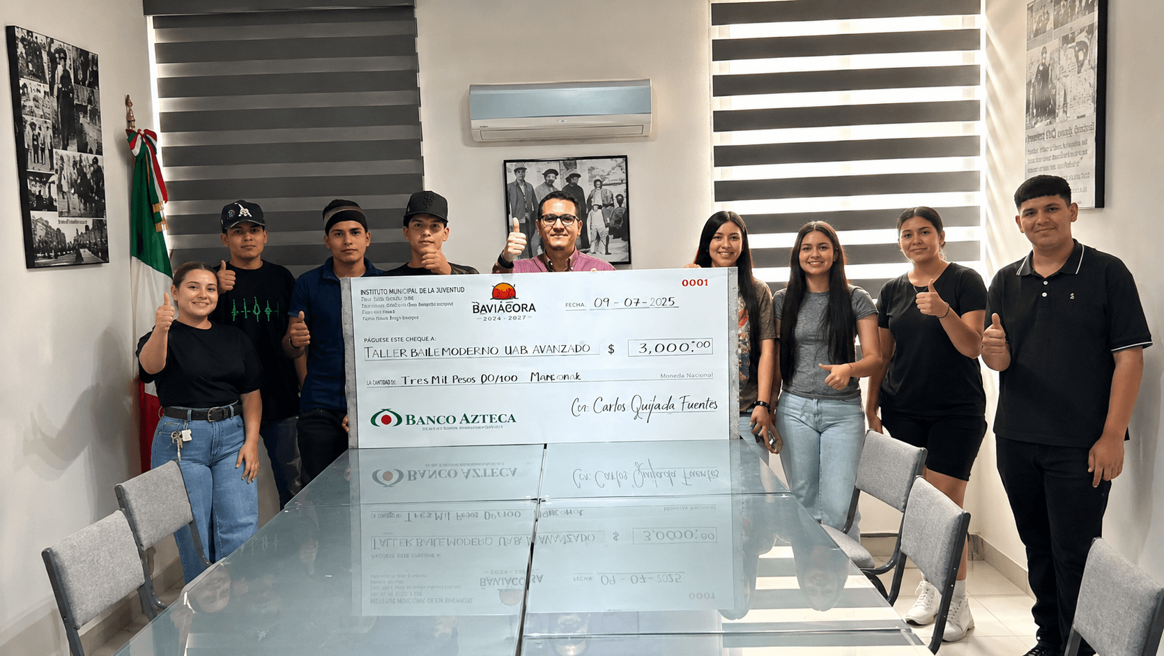 ENTREGA DE APOYO AL COMITÉ PRO GRADUACIÓN DE CECYTE SAHUARIPA