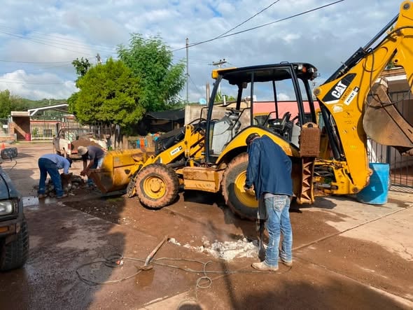 REPARACIÓN DE BACHES EN LA CIUDAD